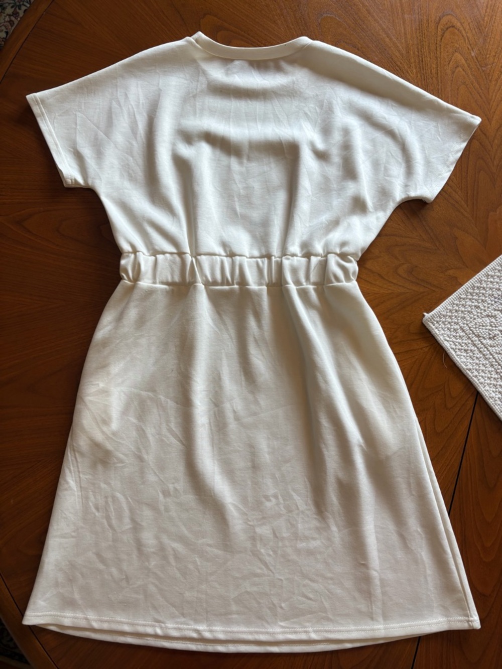 Two dresses: black and white ! - Picture 3 of 6